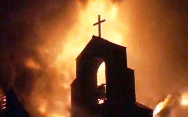 Хлапак е запалил пожар в църквата във врачанското село Бутан