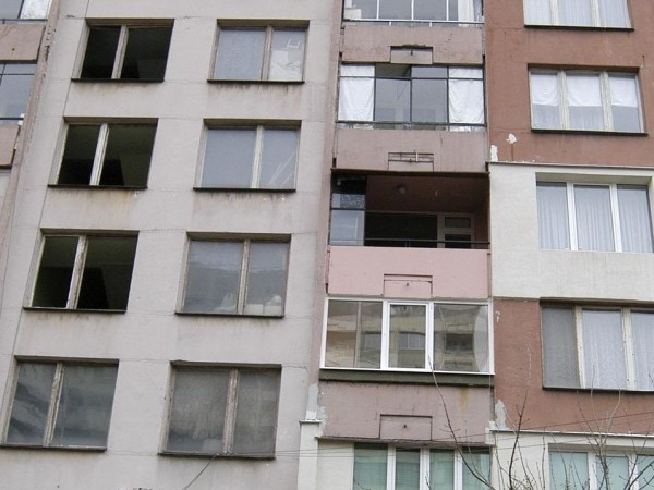 56 годишен пловдивчанин е бил откри убит в дома си тази