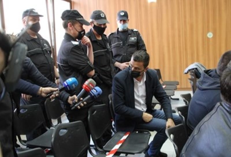 Началникът на Трето РУ в Пловдив Самуил Хаджиев е оказал