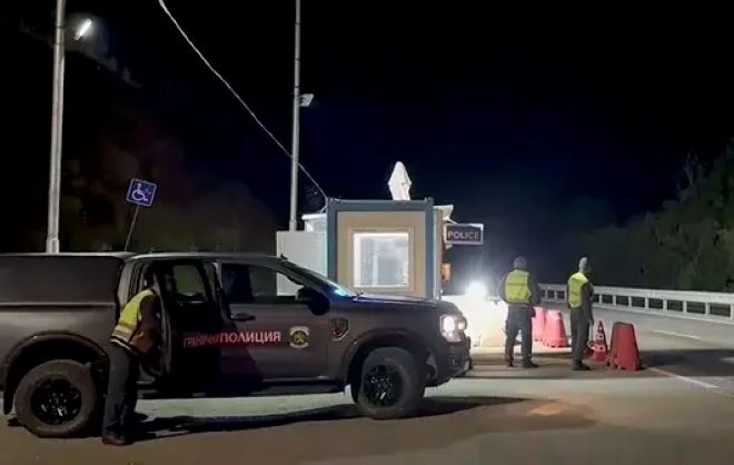 33 ма нелегални мигранти бяха задържани късно вечерта в събота от