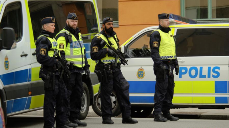 Трима души бяха ранени при поредните безредици в Източна Швеция