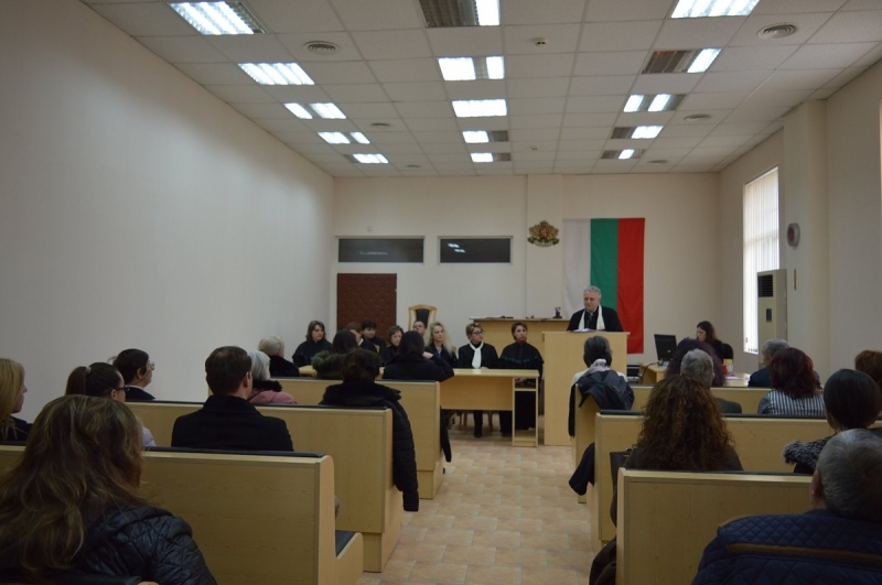 Общински съвет - Лом обявява прием на документи на кандидати