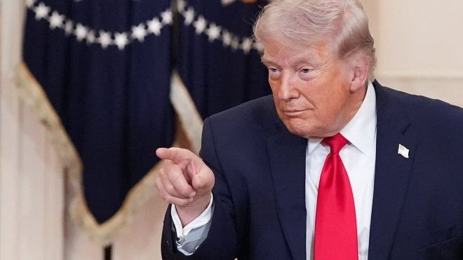 Тръмп заплаши с удари по електроцентрали и мостове в Иран