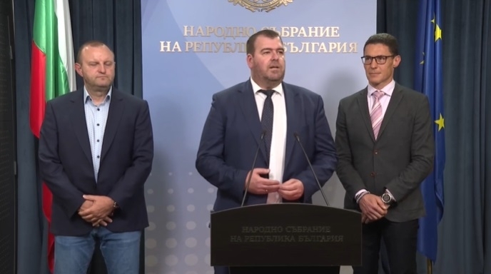 „Край на пира по време на чума”: „Прогресивна България” внесе пакет законопроекти за овладяване на цените