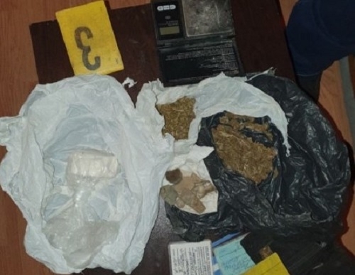 При специализирана операция на полицията е бил заловен дилър на