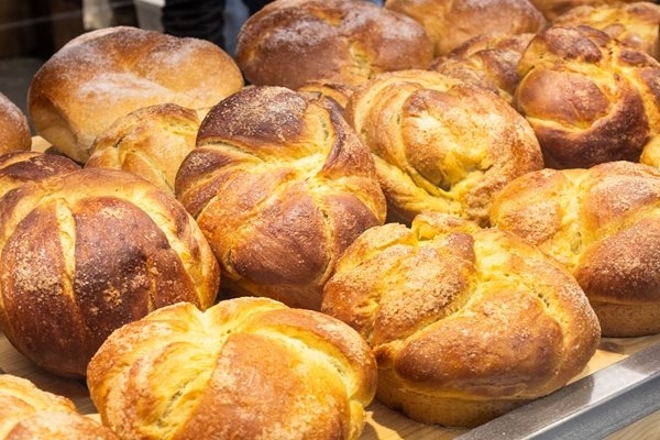 Козунаци на цени между 2 и 100 лева вече се