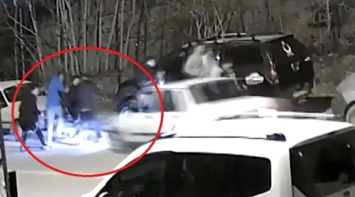 Автомобил блъсна група ученици в квартал Бейпазари в турската столица