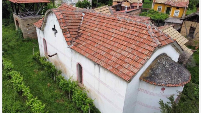 Започна ремонтът на църквата в мездренско село