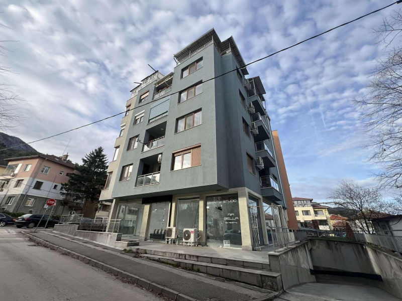 Екипи на сектор Борба с организираната престъпност са разбили група