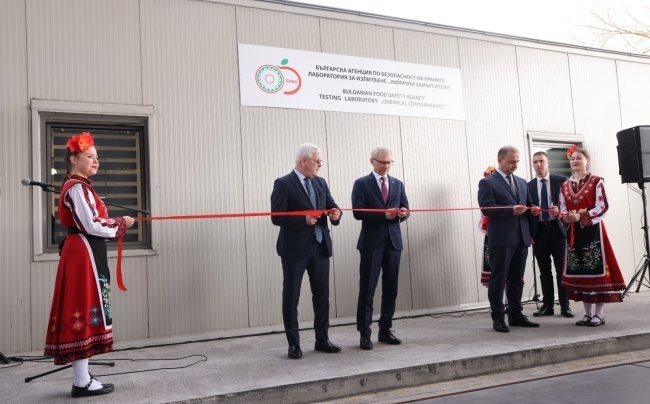 Държавата направи решителна крачка с която си връща лабораторния контрол