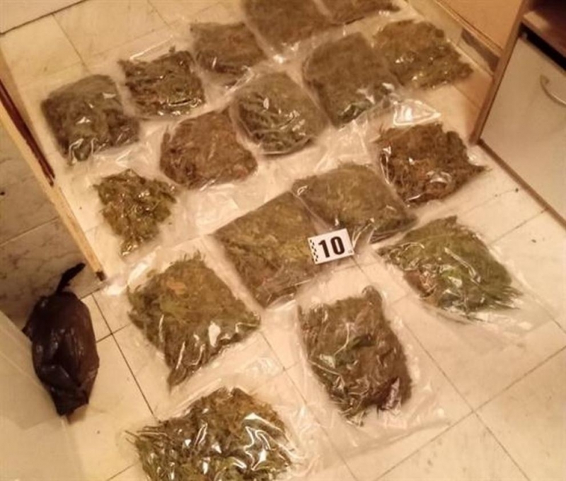 Криминалисти на столичното Второ районно управление са иззели над 2