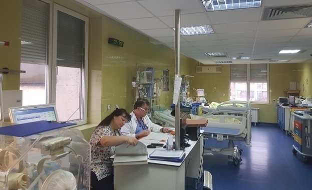 Деца от цялата страна които имат сериозни усложнения от грипа