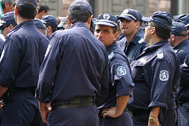 Полицията в София си търси 112 нови служители. Това става