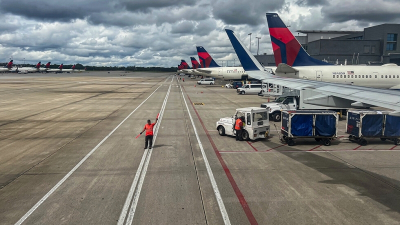 Авиационният регулаторен орган в Индия поиска от местната авиокомпания Гоу