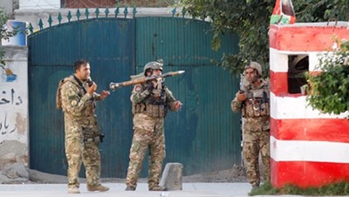 Най малко 35 присъстващи на сватба цивилни бяха убити а 13