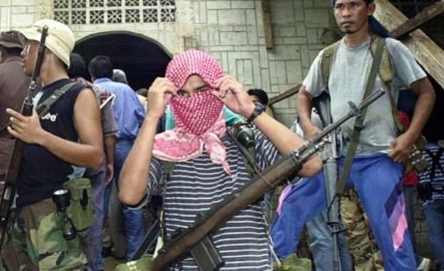 Всяка година до 20 000 екстремисти проникват в Европейския съюз