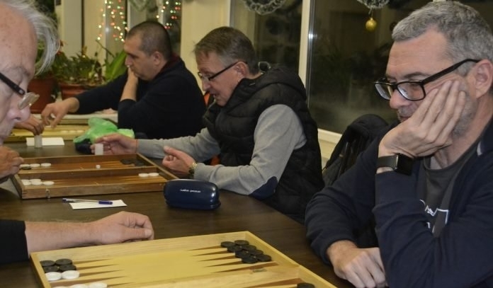 Два дни продължи турнирът по табла част от ежегодните коледни