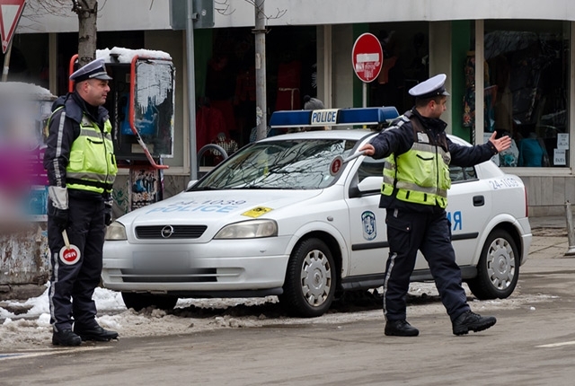 Видински полицаи са проверили над 200 човека за ден съобщиха