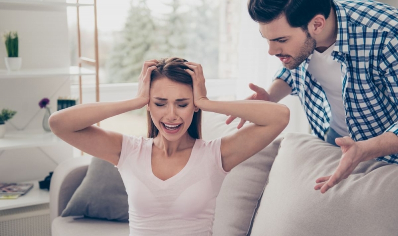 Има някои мъжки действия които могат да унищожат всичко И не