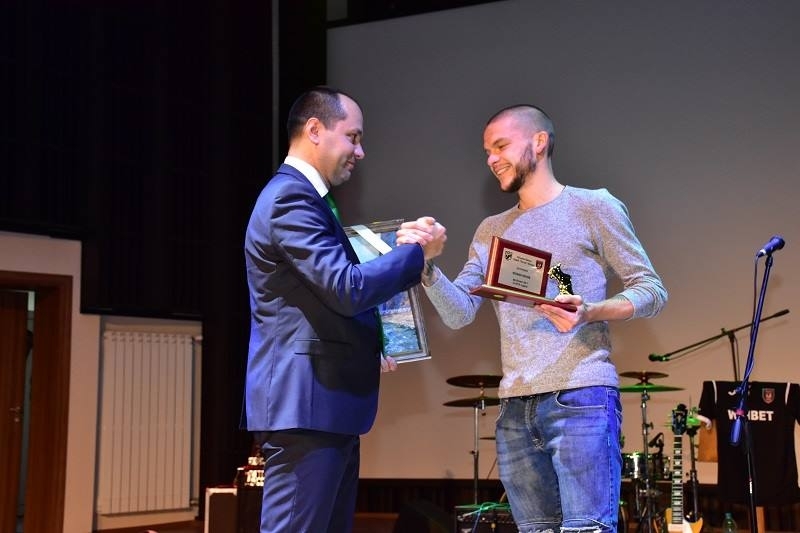 Нападателят на ПОФК Ботев Враца Юлиян Ненов беше избран за