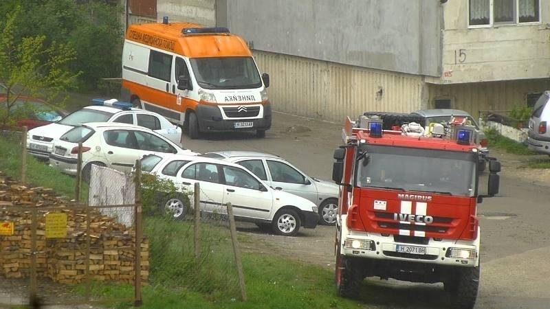 Човек е с изгаряния след пожар в Белоградчик съобщиха от