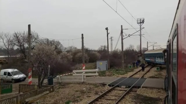 Инцидент е станал с бързия влак София Варна тази сутрин предаде