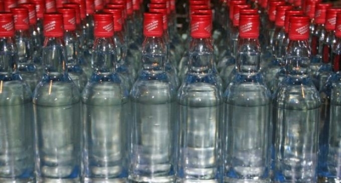 347 стъклени бутилки с общо 260 литра етилов алкохол с