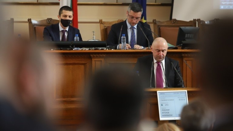 Овободиха от ДДС доставките за въоръжените сили