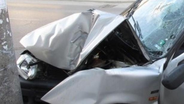 14 годишно момче открадна автомобил и катастрофира в Исперих съобщиха от