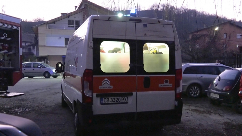 Запалено олио е предизвикало пожар в апартамент близо до джамията