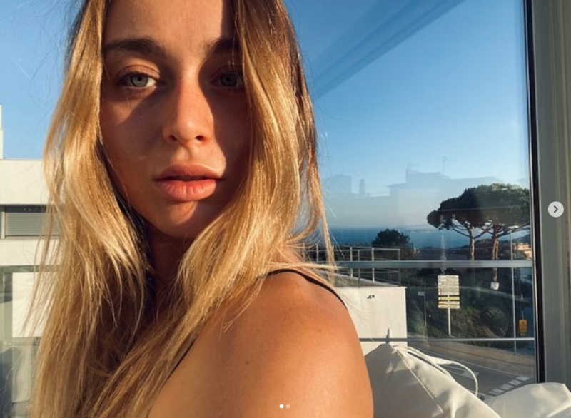 Испанската тенис звезда Паола Бадоса отново прикова вниманието в социалните