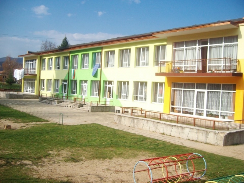 В дните между 30 април и 5 май е била