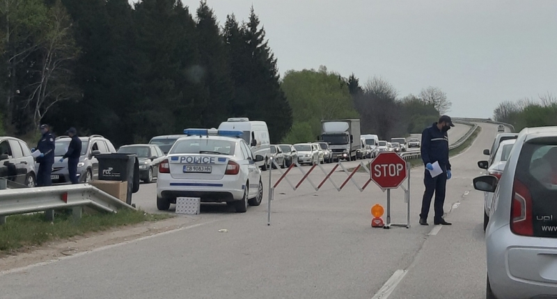 Напускането на областните градове по време на великденските празници