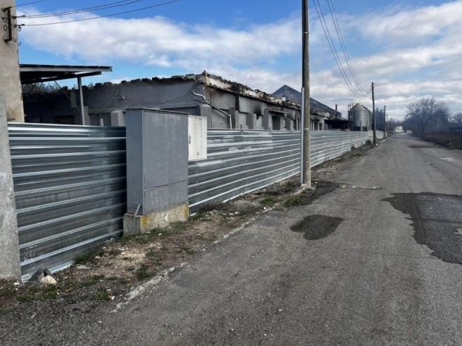 Около 30 000 птици изгоряха при пожар в Чирпанско