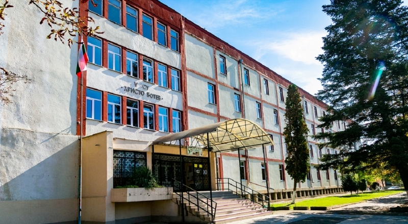 Общинските съветници в Монтана разрешиха формирането на паралелки с ученици