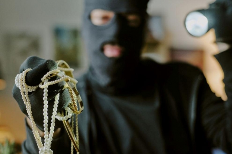 Разкриха грабеж на златарско ателие в София при който са