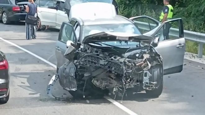 Тежка катастрофа е станала на Подбалканския път край Елин Пелин