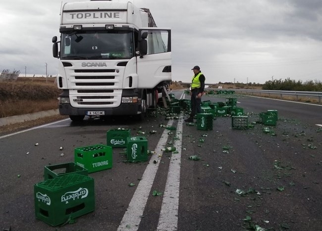Полицията затвори за движение АМ Тракия в участъка на детелината край