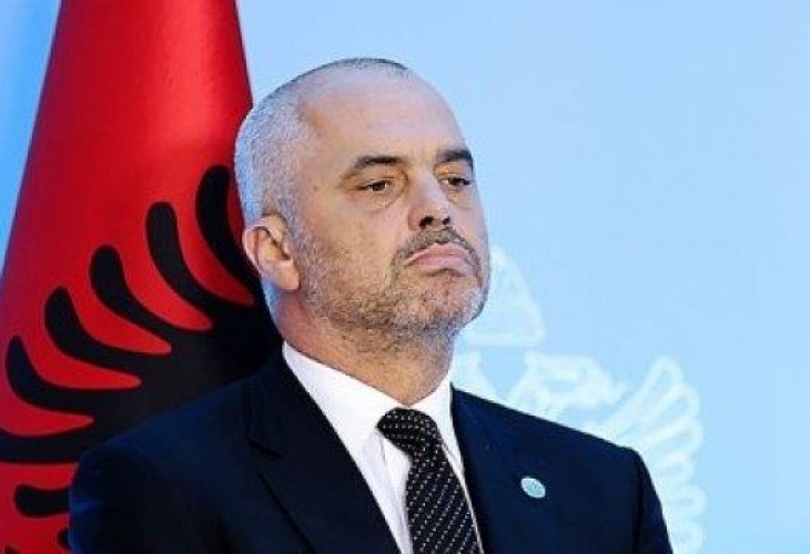 Албания е обявила в интернет данните за разузнавачите си в