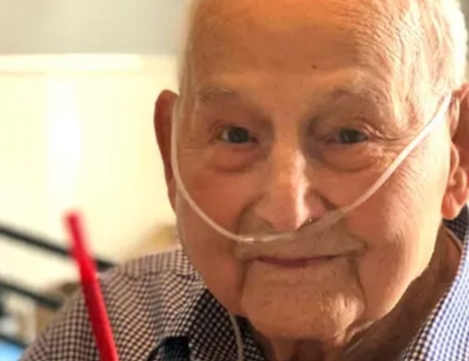 Американец от щата Алабама който през Втората световна война ремонтирал