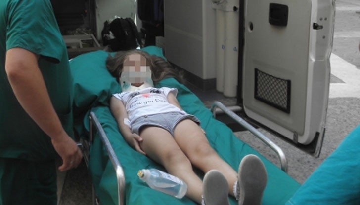 Критично е състоянието на 11 годишното момиче прегазено от автомобил в