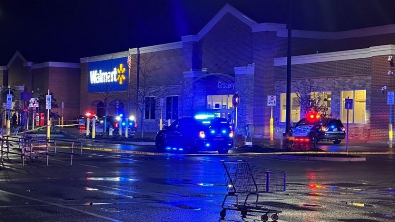 Един загинал и трима ранени след стрелба в супермаркет в