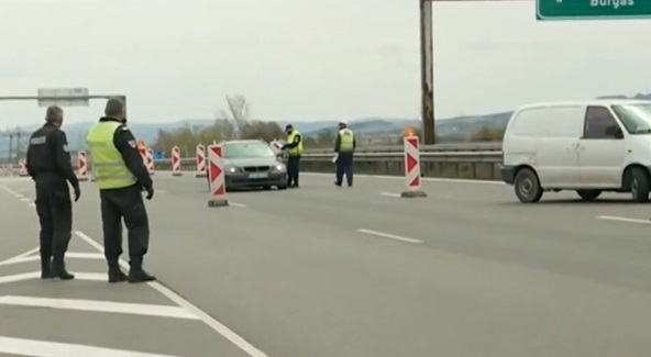 Драматична е ситуацията по входовете на блокирана София В последния