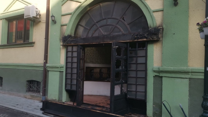 Има арестуван за палежа на входната врата на българския културен дом