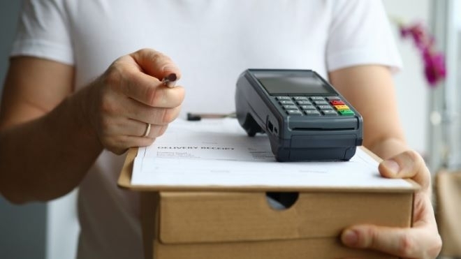 Куриерските услуги поскъпват с близо 10%