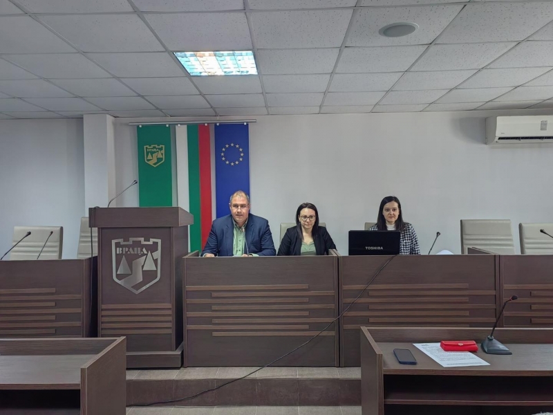 Сградите на детските градини Слънце и Радост във Враца ще