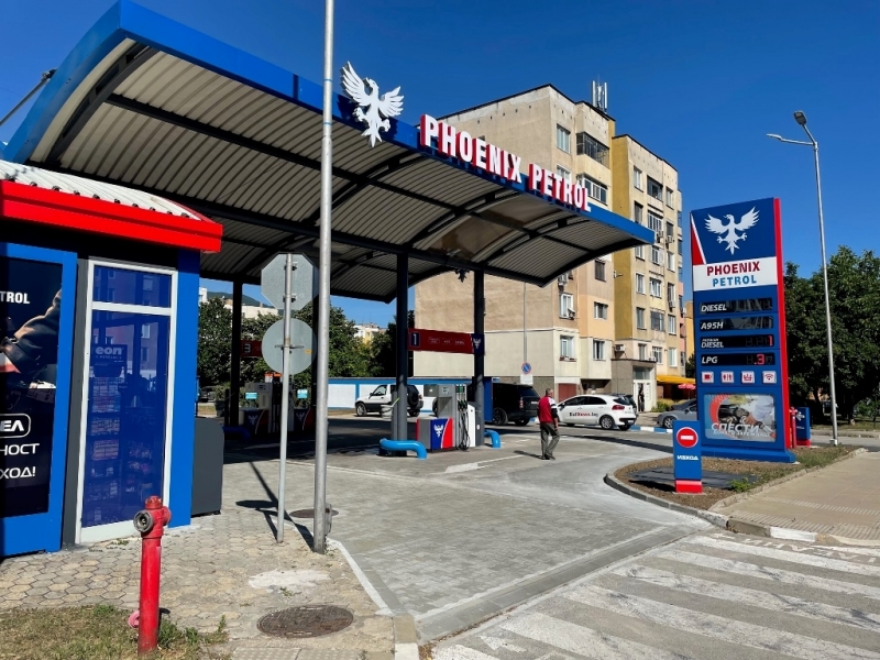 В тотален хит сред шофьорите се превърна новата бензиностанция на