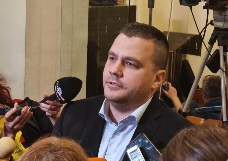 Балабанов: Обещахме да има правителство и да изолираме Пеевски, към този час постигаме и двете