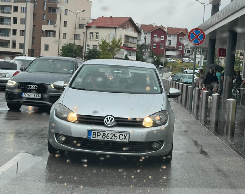 Пореден случай на безобразно паркиране потресе видинчани научи агенция BulNews