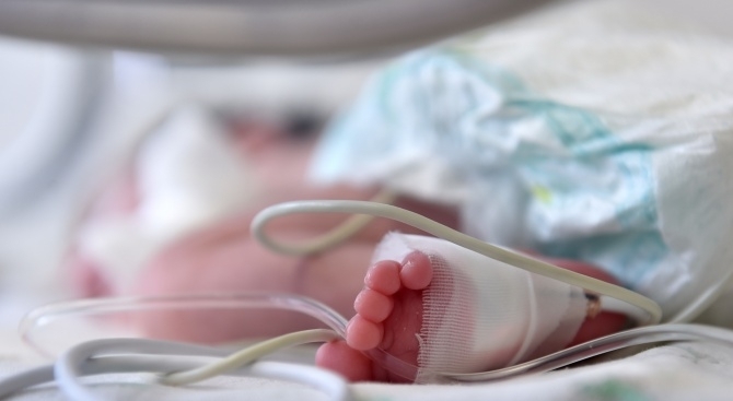 Полицията във Видин разследва семейството на 4-месечно бебе, прието в